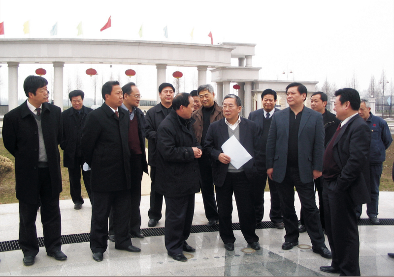 2006年2月12日，湖北省常務(wù)副省長周堅衛(wèi)到公司調(diào)研