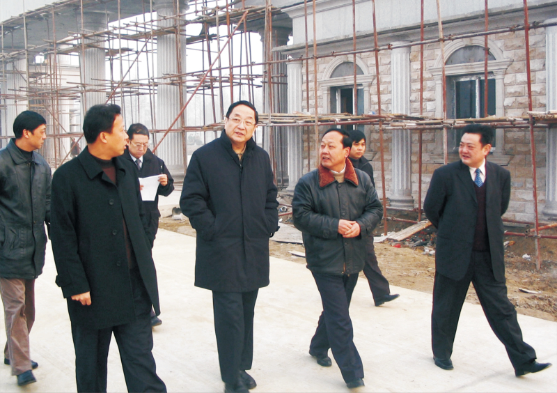 2005年1月14日，中共中央政治局委員、湖北省委書記俞正聲來公司調(diào)研